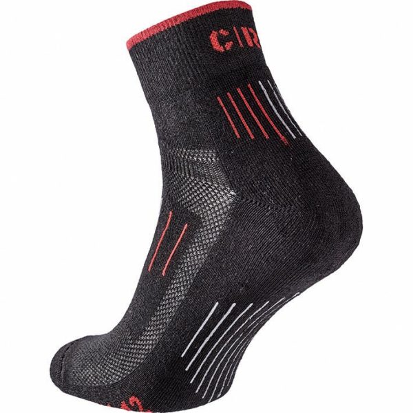 Miliar Ropa Laboral Calcetines diseñados para aguantar los trabajos más exigentes.80% algodón / 18% polipropileno / 2% elastano.
